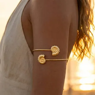 Summer Vacation Starfish Shell Arm Cuff, French Retro Gold Plated 18K Iron Bangle, Double Bead Beach Bracelet for Women, 8.5cm