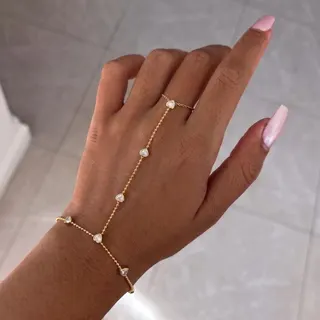 Gold Finger Chain Bracelet for Women - Stainless Steel Heart Zircon Link Bracelet, 18K Gold Plated Hypoallergenic, Hand & Finger Connected Delicate Jewelry