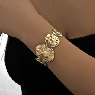 Stainless Steel Flower Cuff Bracelet 18K Gold Plated Ocean Series Wide Open Bangle Mirror Polished Relief Jewelry for Women
