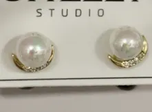 French Vintage Pearl Earrings for Women, 18K Gold Plated Alloy with Micro-Paved Zirconia Crescent Base, Elegant Commute & Wedding Jewelry
