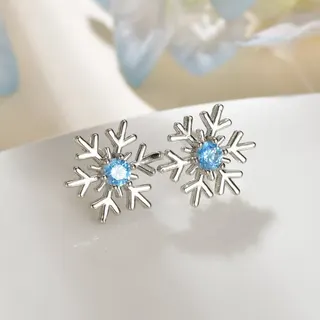 Christmas Snowflake Zircon Stud Earrings - 6-Petal Hollow Design, Mirror Polished Copper Base, 1x1cm, Festive Gift for Women