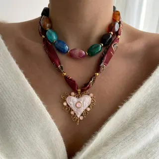 French Vintage Scarf Necklace Set - Stainless Steel Heart Pendant + Colorful Acrylic Bead Choker, 2-Piece Layered Boho Collarbone Chain, 18K Gold Plated