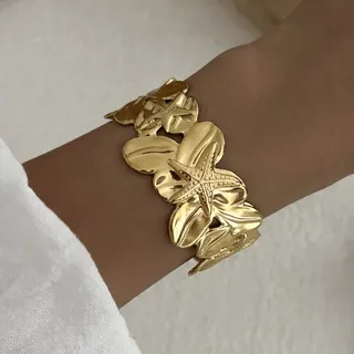 Ocean Series Stainless Steel Bangle, Gold Wide Open Cuff Bracelet with 3D Starfish & Shell Relief, Hypoallergenic Vacation Jewelry, 6cm