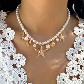 Ocean Starfish Shell Seahorse Pearl Necklace, Gold 18K Plated Alloy & Acrylic Beaded Choker, 38+5cm Adjustable, Beach Vacation French Retro Pendant Necklace for Women