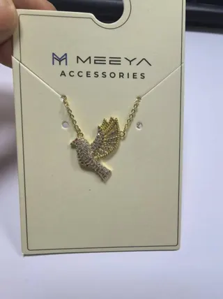 Luxury Vintage Dove Bird Necklace, 18K Gold Plated Alloy with Rhinestone Pavé, Elegant Statement Pendant Chain for Women