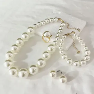 Vintage Pearl Jewelry Set 4-Piece - Imitation Pearl Necklace Bracelet Ring Earrings with 18K Gold Plated Clasp, Elegant Bridal & Daily Wear