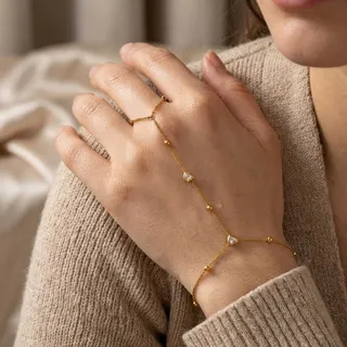 Stainless Steel Zircon Heart Finger Chain Bracelet for Women, Gold Plated 18K Hypoallergenic Tarnish-Free, Adjustable 16+3cm, Minimalist Layering Jewelry Gift