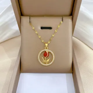 Rose Gold Necklace for Women - 18K Gold Plated Titanium Steel Red Rose Pendant with Rhinestone Circle, Adjustable 40+5cm Clavicle Chain, Elegant Gift for Her