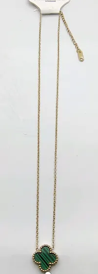 Stainless Steel Four Leaf Clover Necklace for Women, Green Beaded Charm Pendant Chain, Lucky Clover Jewelry Gift, Hypoallergenic 18K Gold Plated
