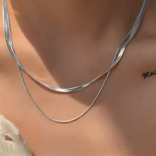 Minimalist Gold Snake Chain Choker Necklace for Women, 18K Gold Plated Alloy Blade Link Collar Necklace, Adjustable 40+5cm, Elegant Everyday & Office Jewelry