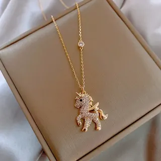 Gold Rhinestone Unicorn Horse Pendant Necklace, Sweet Delicate Collarbone Chain for Women Girls, 18K Gold Plated Alloy Jewelry Gift