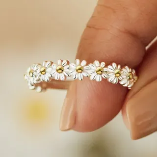 Daisy Flower Adjustable Open Ring, Silver Alloy with White Enamel Petals & Gold Center, French Vintage Delicate Stackable Ring for Women