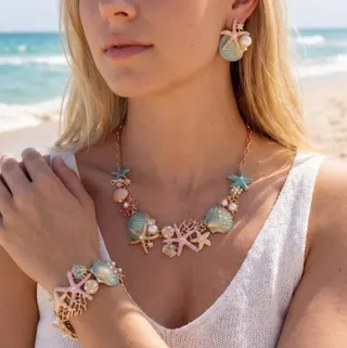 Boho Ocean Starfish Shell Coral Pearl Necklace, Statement Long Choker with Enamel & Rhinestones, 18K Gold Plated Alloy, 50+5cm Adjustable, Beach Vacation Jewelry for Women