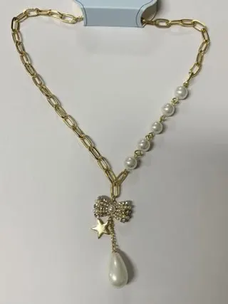 Elegant Gold Pearl Butterfly Star Pendant Necklace for Women, Asymmetric Chain Choker with Rhinestone & Teardrop Pearl, Fashion Jewelry Gift