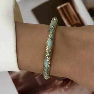 Vintage Floral Enamel Bangle - Pink Alloy Bracelet with 18K Gold Plated Relief Flower Leaves, Elegant Wide Oval Cuff for Women