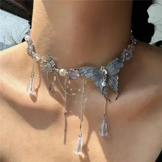 Vintage Butterfly Statement Necklace, Hand-Set Rhinestone & Amber Crystal Drop Choker, Gold Tone Alloy Layered Pendant Chain for Women, Boho French Retro Collarbone Jewelry