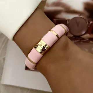 Vintage Pink Enamel Bangle Bracelet with 18K Gold Feather Relief, Wide Alloy Cuff, French Chic Sweet Jewelry for Women