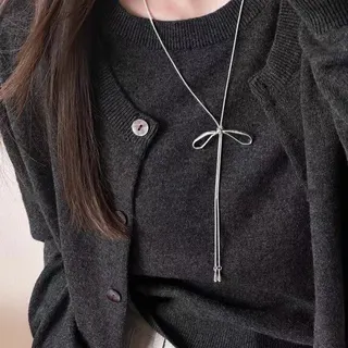 Silver Bowknot Tassel Sweater Chain Necklace, Adjustable Drawstring Long Necklace, Alloy Polished, Minimalist Elegant Fall Winter Knitwear Accessory for Women