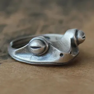 Frog Ring Closed Eyes Puffed Cheeks, Antique Silver Alloy Adjustable Open Band, Vintage Forest Animal Statement Ring