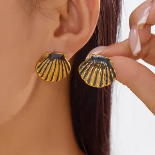 Vintage Shell Earrings for Women, Stainless Steel Black Gold Enamel Scallop Stud Earrings, Hypoallergenic Retro Beach Jewelry, Pair