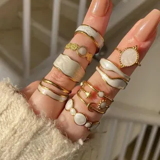 8 Pcs Geometric Sun Moon Mother of Pearl Ring Set, 18K Gold Plated Alloy Stacking Rings, French Vintage Boho Finger Rings for Women