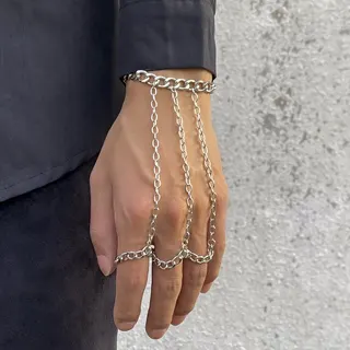 Men's Chain Finger Ring Bracelet Set, Silver Alloy Punk Connected Finger Ring with Dangling Chains, Mirror Polished Tarnish Resistant Jewelry for Unisex Street Style