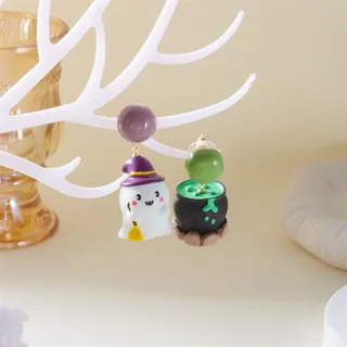 Cute Halloween Ghost & Potion Cauldron Resin Earrings, 3D Hand-Painted Cartoon Dangle Earrings with Round Bead, Purple/Green, ~4.8cm, Pair