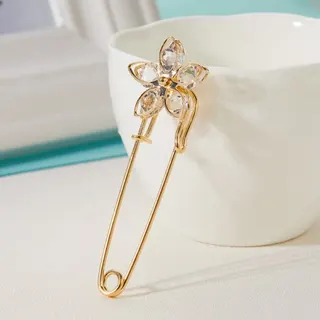 Flower Crystal Brooch Pin, Gold Tone Rhinestone Safety Pin Brooch for Women, Elegant Blazer Lapel Accessory, Fashion Jewelry Gift