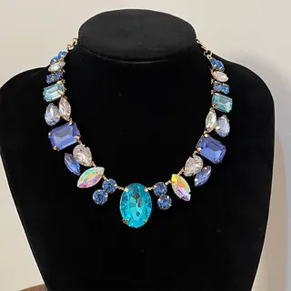 Green Rhinestone Statement Necklace, Boho Vintage Alloy 18K Gold Plated, AB Iridescent Multi-Cut Oval Center Stone, 120cm Long Layered Party Jewelry