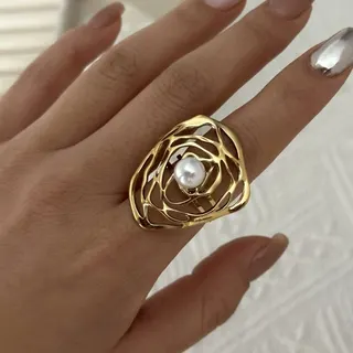 Vintage Floral Openwork Pearl Ring, 18K Gold Plated Stainless Steel, Irregular Geometric Statement Ring for Women, Hypoallergenic
