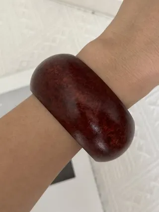 Gold Leaf Resin Bangle Wide Cuff Bracelet for Women, Luxury Design Gold Flake Transparent Resin Wristband, 6.4cm Gold Color Fashion Jewelry Gift
