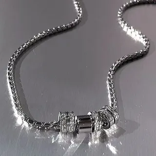 Stainless Steel Round Ring Necklace for Women, Rhinestone Paved Clavicle Chain, Hypoallergenic Tarnish-Free Silver Plated Pendant Necklace, 41+5cm Adjustable