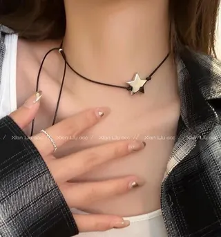 Star Necklace for Women - Black Wax Cord Choker with Silver Alloy Five-Point Star Pendant, Adjustable 35-50cm, Minimalist Y2K collarbone Chain