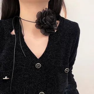 Vintage Black Camellia Flower Choker Necklace, Adjustable Fabric Tie-String Collar Chain, Elegant French Style Knitwear Accessory for Women