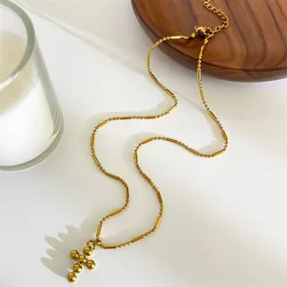 Vintage Cross Layered Necklace Women 18K Gold Plated Triple Chain Oval Medallion Beaded Cross Pendant French Chic Choker