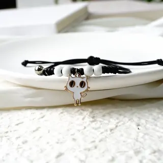 Cute Big-Eye White Cat Beaded Bracelet, Adjustable Braided Cord with Silver Bell & White Beads, Kawaii Gift for Women Girls