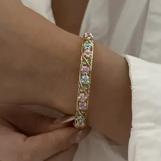 Vintage Enamel Flower Bangle Bracelet, Gold Plated Copper Open Cuff with Rhinestone & Enamel Blossom, French Retro Lightweight Jewelry Gift for Women