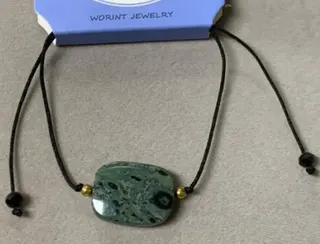Bohemian Natural Stone Pendant Necklace, Woven Bead Cord Choker with Irregular Green Jade Charm, Vintage Ethnic Jewelry for Women