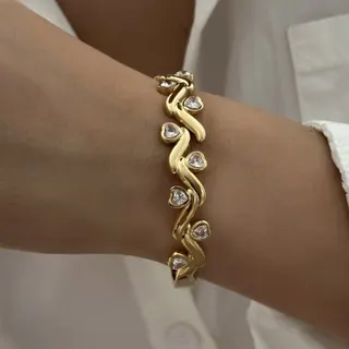 Vintage Wavy Pearl Bracelet for Women, Gold Stainless Steel Imitation Pearl Open Bangle, French Elegant 18K Gold Plated Tarnish Free, 6cm