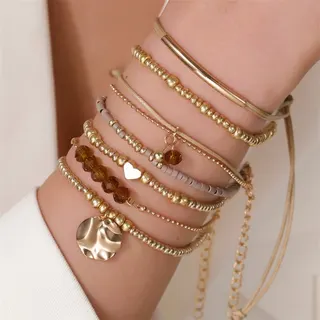7-Piece Gold Bracelet Set, Heart & Disc Charm Beaded Bracelets with Crystal, 18K Gold Plated Stackable Bangle, Adjustable 16-26cm, French Chic Jewelry Gift