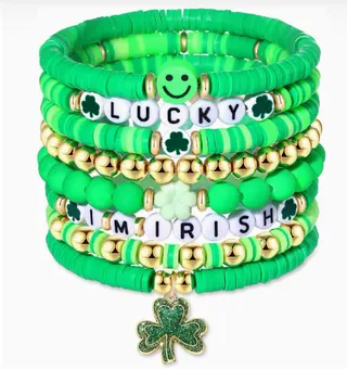 Green Lucky Clover Bracelet Set of 6 - St. Patrick's Day Irish Beaded Bracelets with LUCKY & I M IRISH Letter Beads, Smiley & Shamrock Clay Charms, Gold-Plated Bells, 6cm