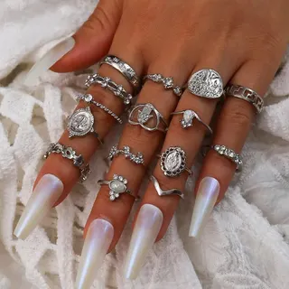 15 Pcs Vintage Ring Set - Lady Head, Coin, Cross, Heart & Hamsa Hand Open Fingers Rings, Hollow Floral Alloy Silver Plated, Bohemian Stackable Rings for Women