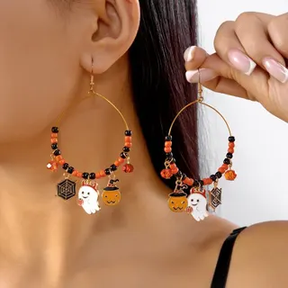 Halloween Bat Beaded Hoop Earrings for Women, Gothic Black Red Seed Bead Large Circle Earrings with 18K Gold Plated Alloy Bat Charm, Statement Party Jewelry 7.2x3.5cm